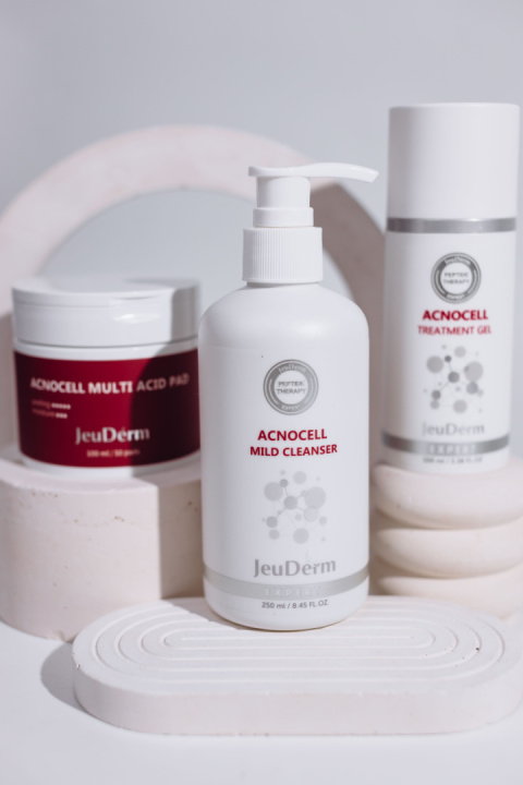 AcnoCell Mild Cleanser | Żel do mycia skóry tłustej, problematycznej, trądzikowej AcnoCell Mild Cleanser | Żel do mycia skóry tłustej, problematycznej, trądzikowej