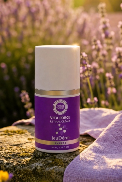 Vita Force Retinal Cream | Wielofunkcyjny krem rewitalizujący z retinalem | JeuDerm